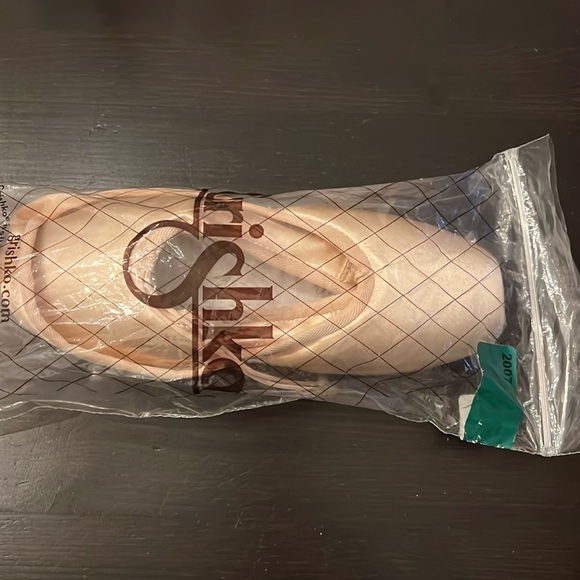 Grishko 2007 Classic Pointe Shoes Size 6.5 Width XXX Pink Satin - Picture 1 of 3